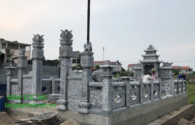 Lắp đặt khu lăng mộ gia đình bằng đá xanh tại Thanh Miện Hải Dương