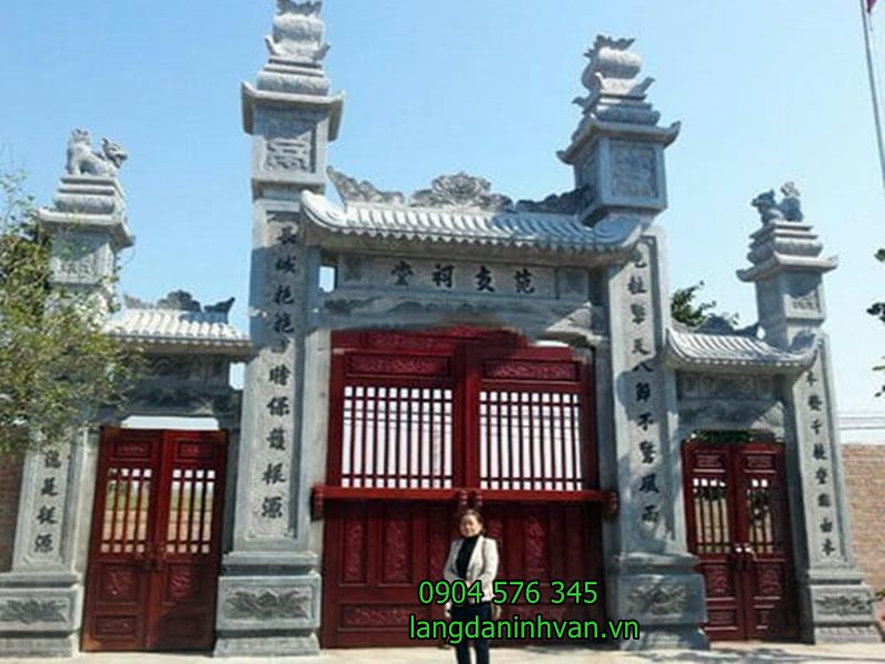 mẫu cổng đá đẹp được lắp đặt tại đình chùa