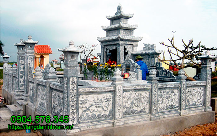 Khu nhà mồ bằng đá ở Sóc Trăng