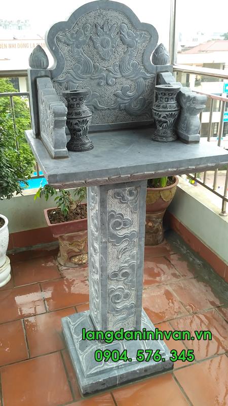 Mẫu bàn thờ thiên bằng đá xanh hiện đại