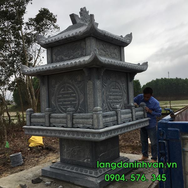 Mẫu Am thờ hai mái bằng đá được lắp đặt tại Quảng Ninh