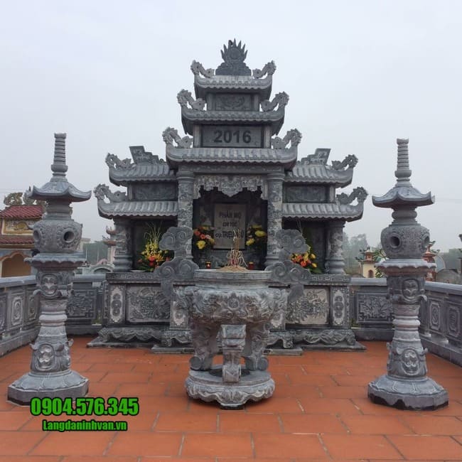 khu lăng mộ đá đẹp tại Quảng Bình