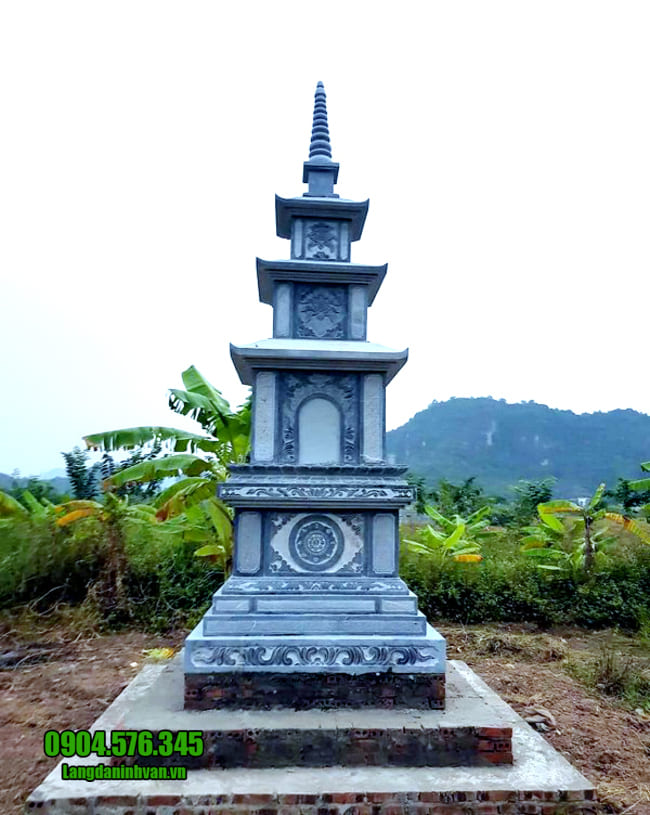 mẫu mộ tháp đá tại Bình Định