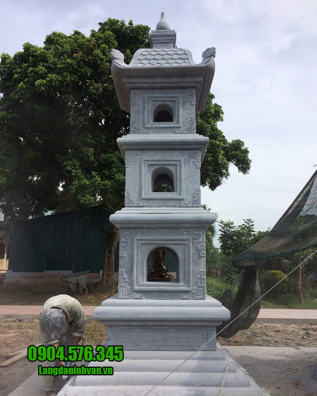 mẫu mộ đá hình tháp tại Quảng Nam đẹp