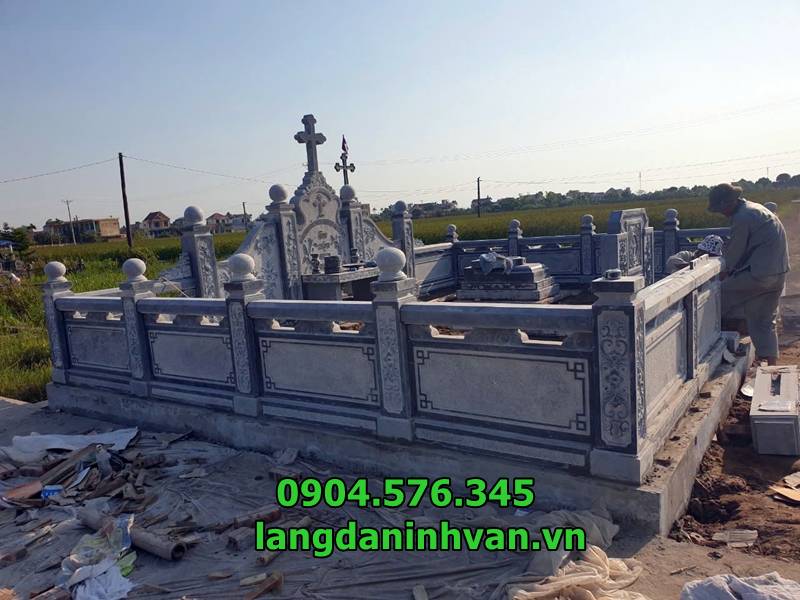 khu lăng mộ công giáo bằng đá tự nhiên